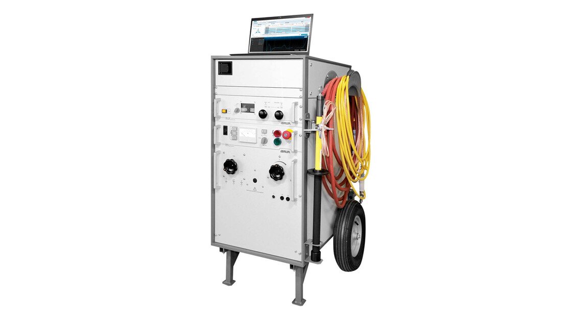 BAUR Syscompact 400 cable fault location system - TDR prelocation of underground cable faults